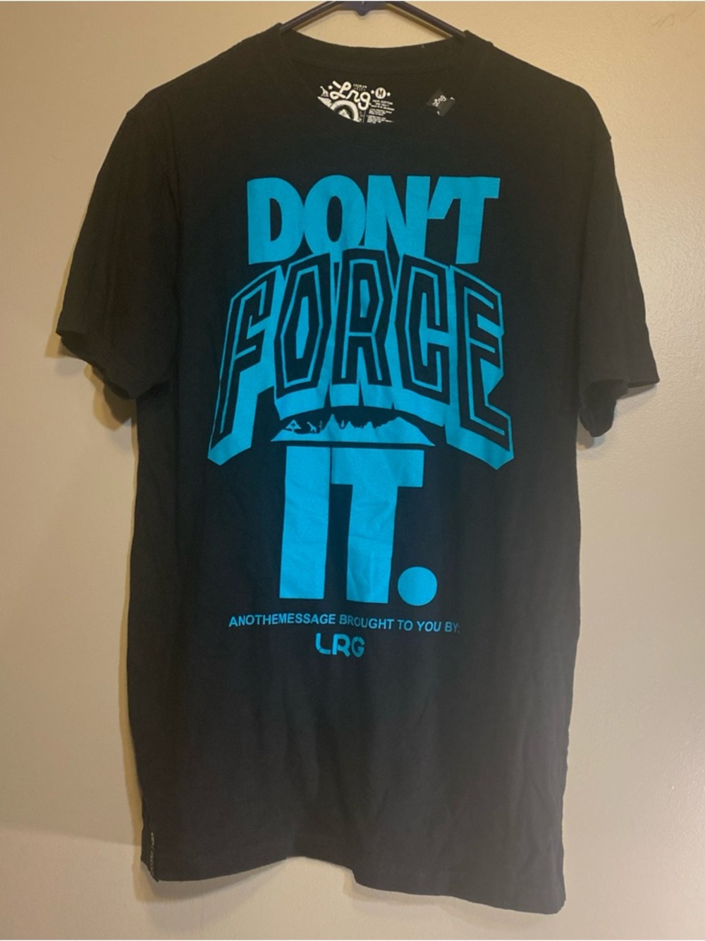 Lifted Research Group Men T-Shirt M Black Logo‎ Dont Force It Graphic Tee